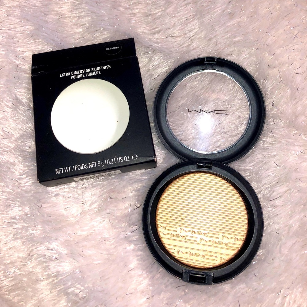 MAC Extra Dimension Skinfinish : Oh Darling